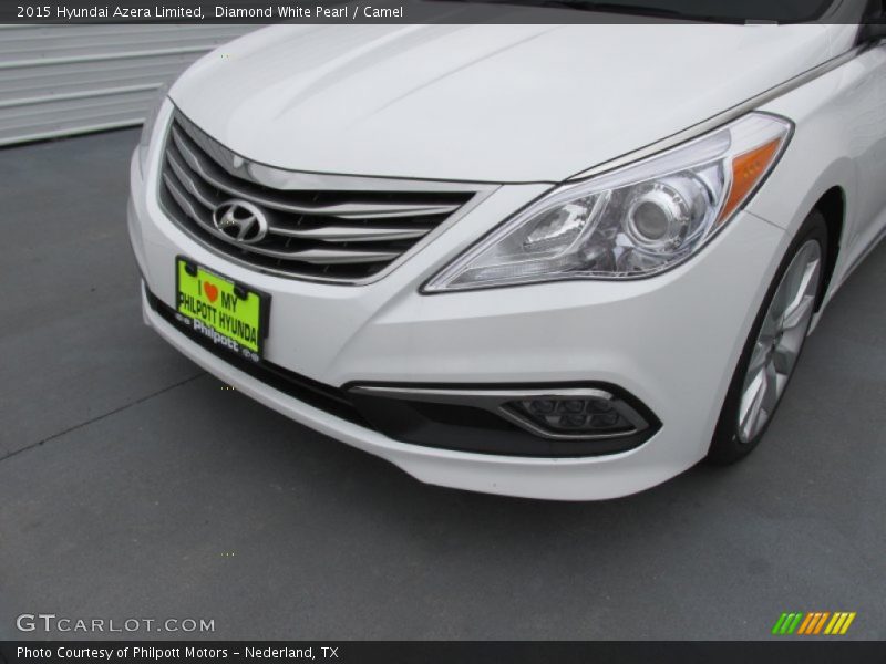 Diamond White Pearl / Camel 2015 Hyundai Azera Limited