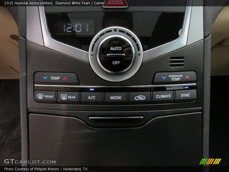 Diamond White Pearl / Camel 2015 Hyundai Azera Limited