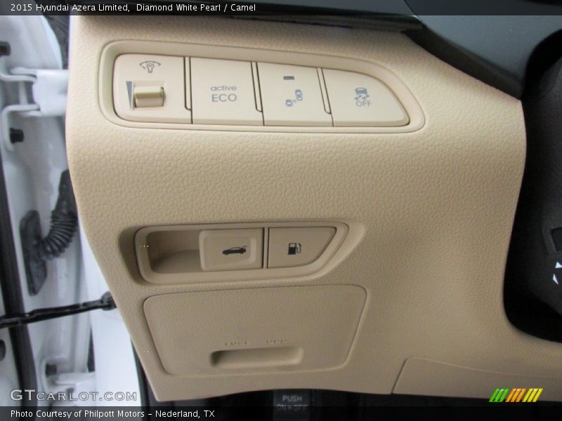 Diamond White Pearl / Camel 2015 Hyundai Azera Limited