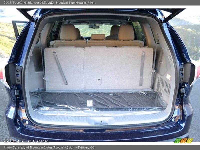 Nautical Blue Metallic / Ash 2015 Toyota Highlander XLE AWD
