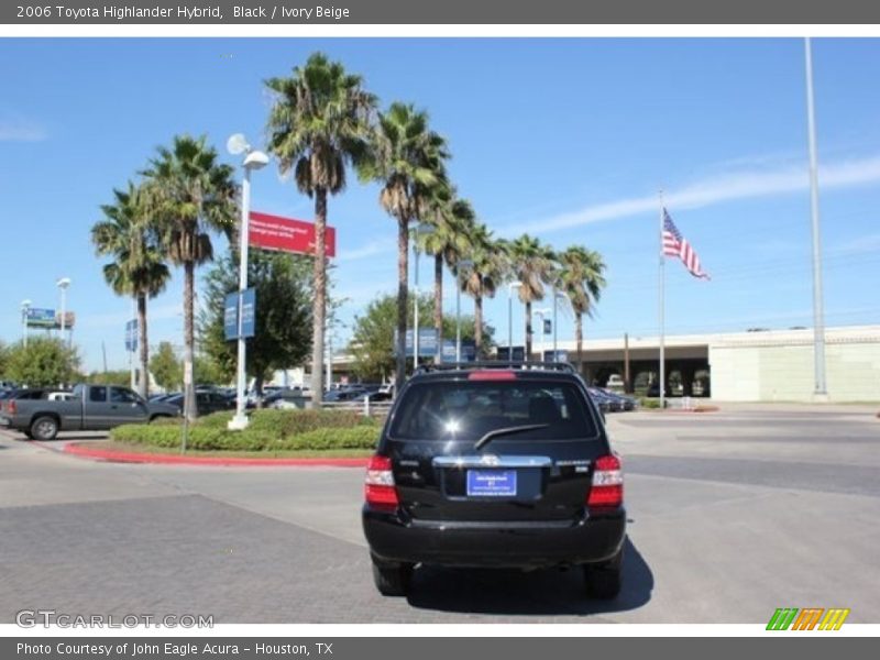 Black / Ivory Beige 2006 Toyota Highlander Hybrid
