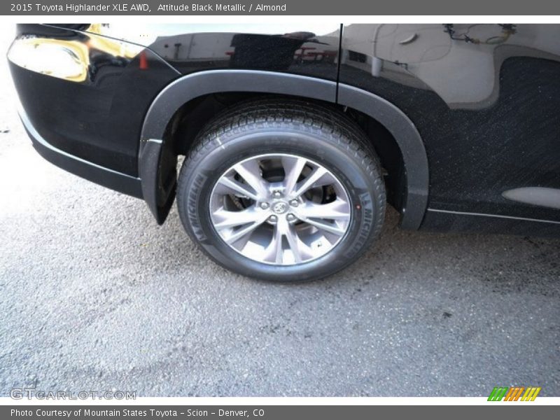 Attitude Black Metallic / Almond 2015 Toyota Highlander XLE AWD