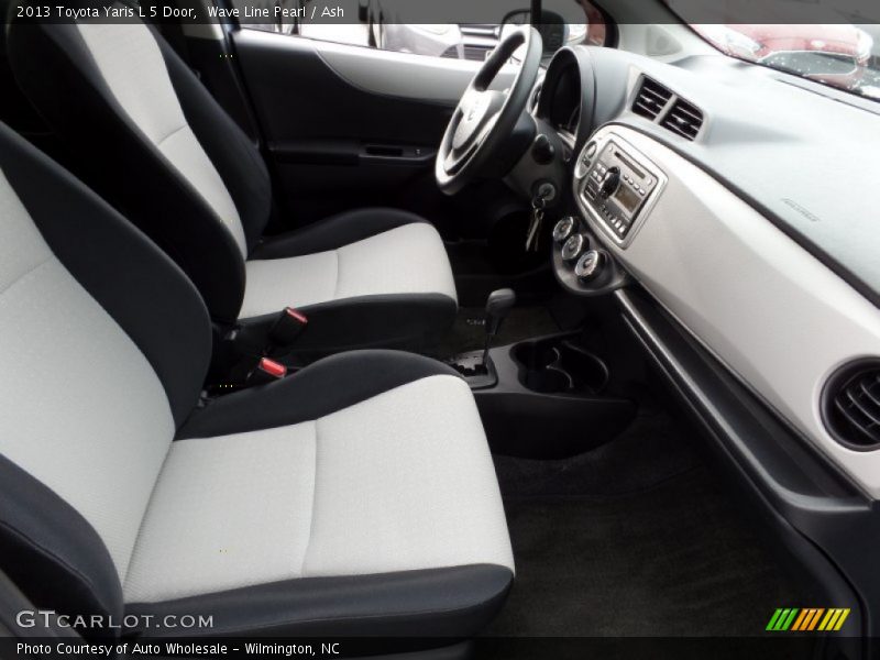 Wave Line Pearl / Ash 2013 Toyota Yaris L 5 Door