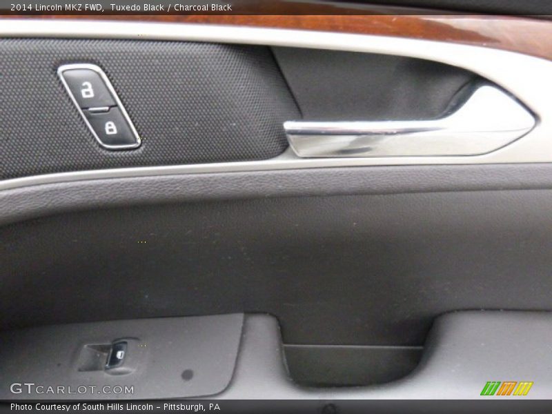 Tuxedo Black / Charcoal Black 2014 Lincoln MKZ FWD