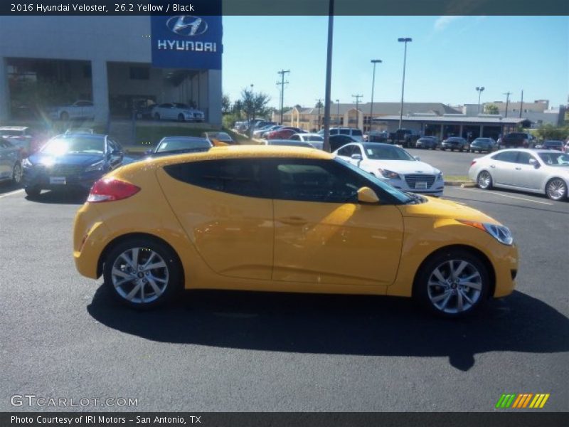 26.2 Yellow / Black 2016 Hyundai Veloster