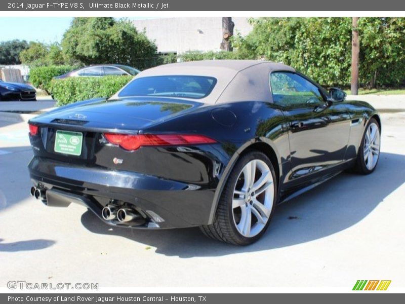 Ultimate Black Metallic / Jet 2014 Jaguar F-TYPE V8 S