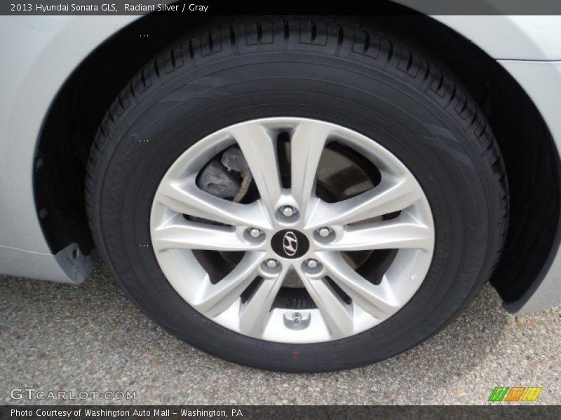 Radiant Silver / Gray 2013 Hyundai Sonata GLS