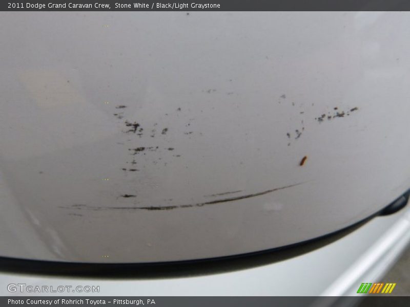 Stone White / Black/Light Graystone 2011 Dodge Grand Caravan Crew