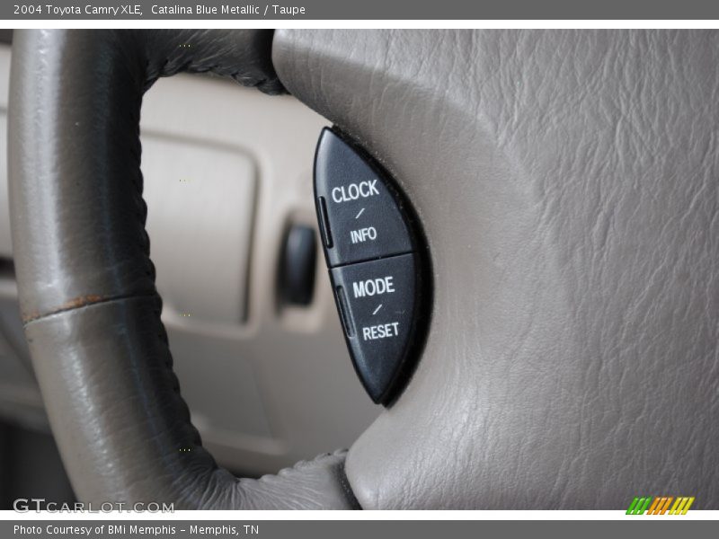 Catalina Blue Metallic / Taupe 2004 Toyota Camry XLE