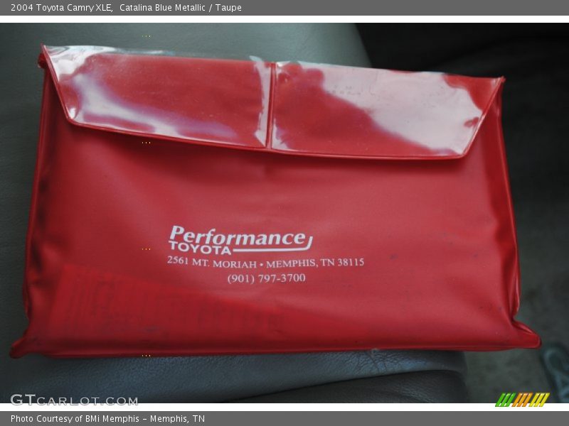 Catalina Blue Metallic / Taupe 2004 Toyota Camry XLE
