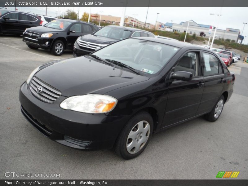 Front 3/4 View of 2003 Corolla CE