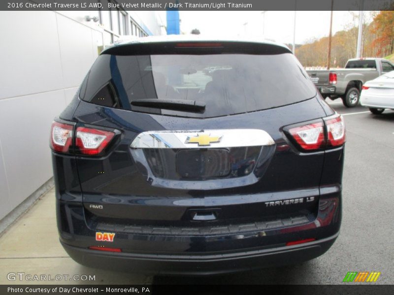 Blue Velvet Metallic / Dark Titanium/Light Titanium 2016 Chevrolet Traverse LS AWD