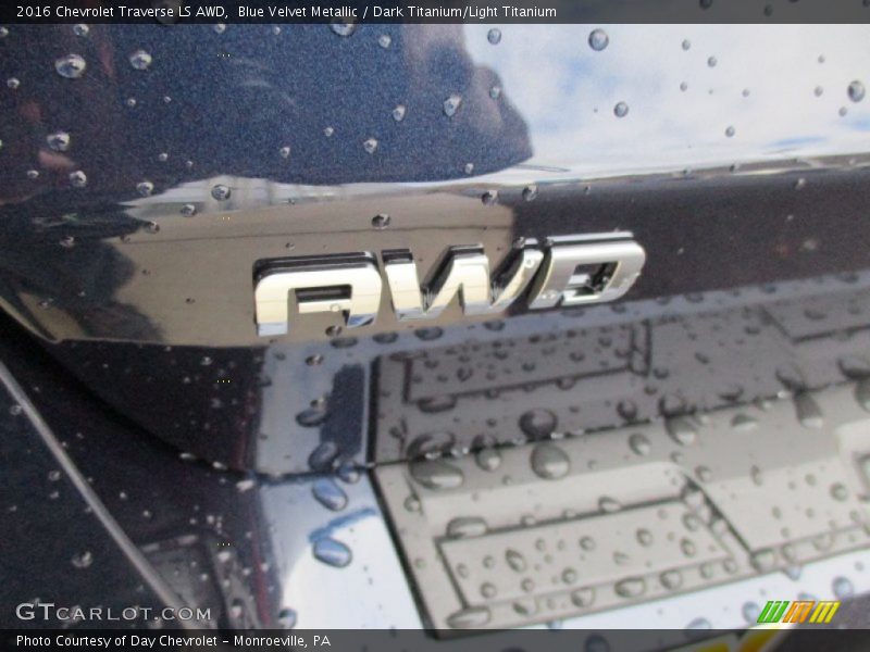 Blue Velvet Metallic / Dark Titanium/Light Titanium 2016 Chevrolet Traverse LS AWD
