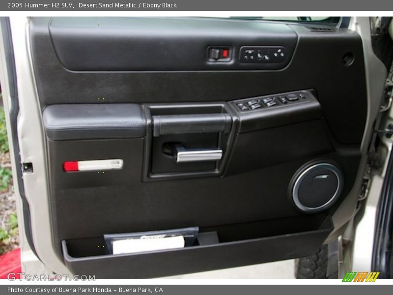 Desert Sand Metallic / Ebony Black 2005 Hummer H2 SUV
