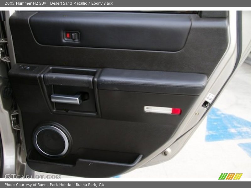 Desert Sand Metallic / Ebony Black 2005 Hummer H2 SUV
