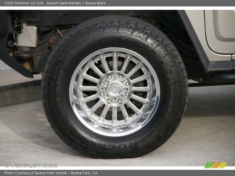 Desert Sand Metallic / Ebony Black 2005 Hummer H2 SUV