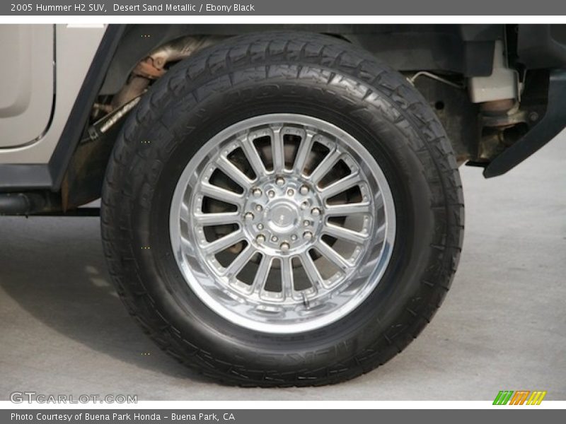 Desert Sand Metallic / Ebony Black 2005 Hummer H2 SUV