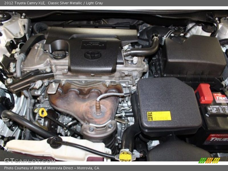 Classic Silver Metallic / Light Gray 2012 Toyota Camry XLE