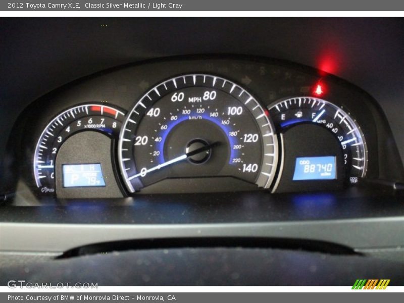 Classic Silver Metallic / Light Gray 2012 Toyota Camry XLE