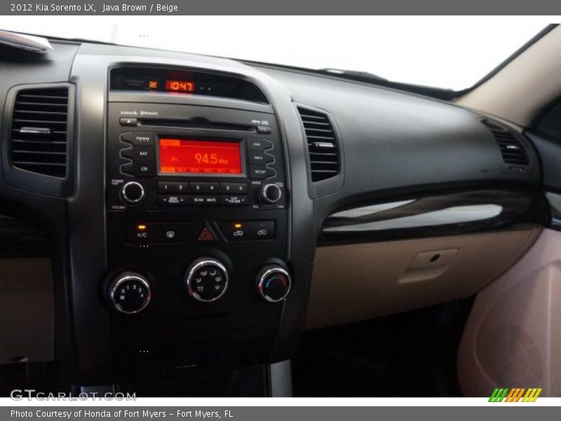 Java Brown / Beige 2012 Kia Sorento LX