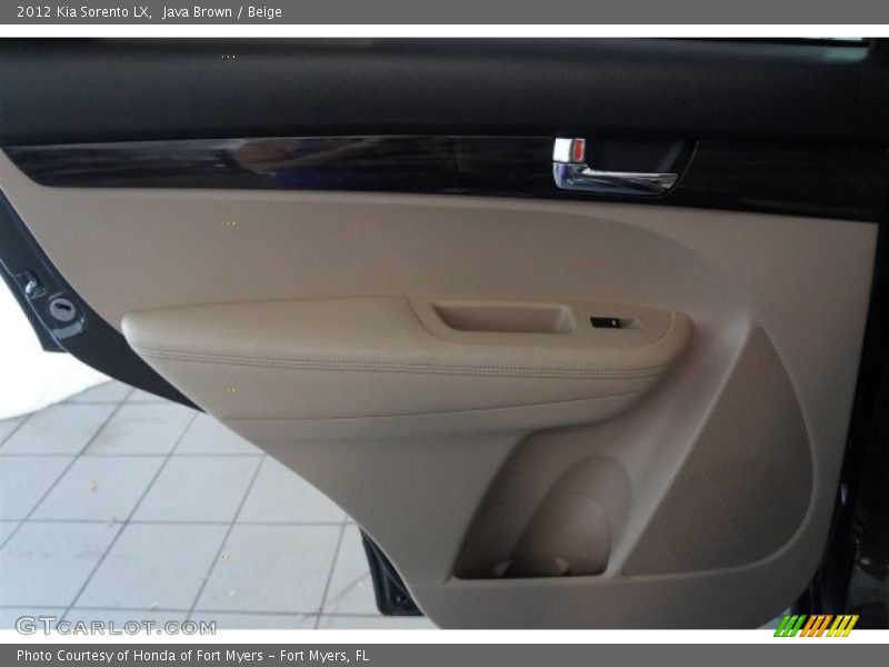 Java Brown / Beige 2012 Kia Sorento LX