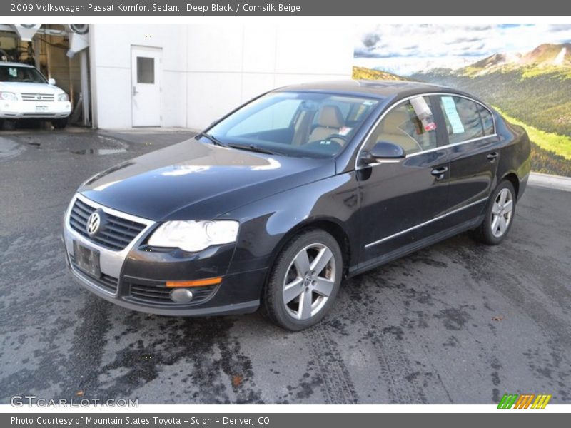 Front 3/4 View of 2009 Passat Komfort Sedan