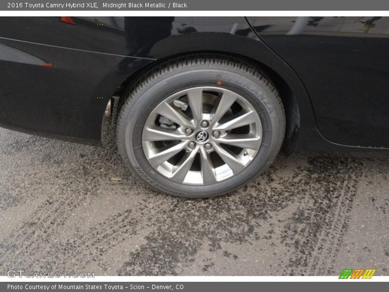  2016 Camry Hybrid XLE Wheel