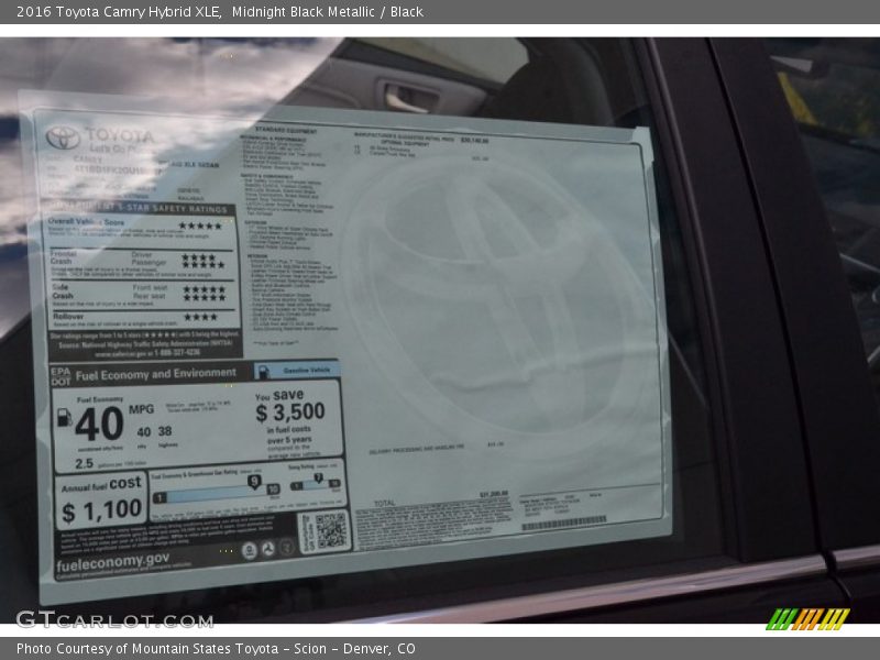Midnight Black Metallic / Black 2016 Toyota Camry Hybrid XLE