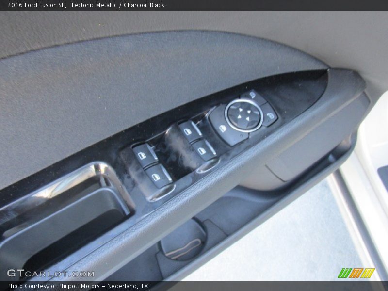 Tectonic Metallic / Charcoal Black 2016 Ford Fusion SE