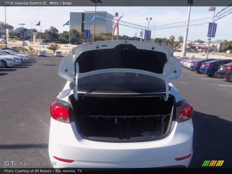 White / Beige 2016 Hyundai Elantra SE