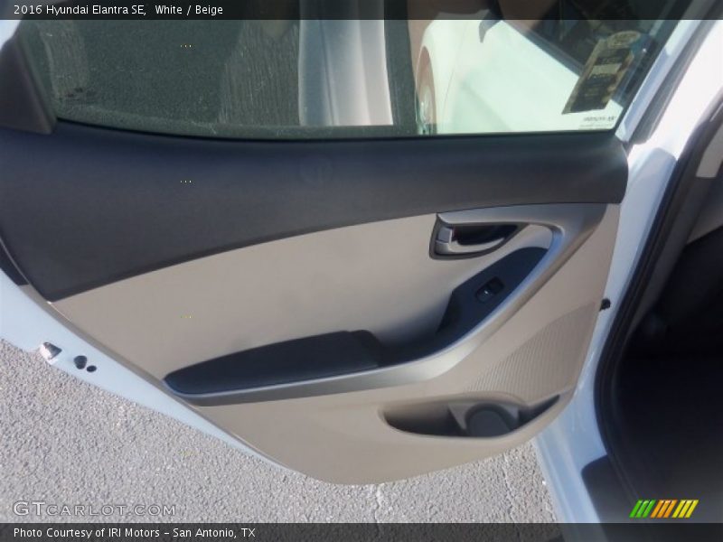 White / Beige 2016 Hyundai Elantra SE