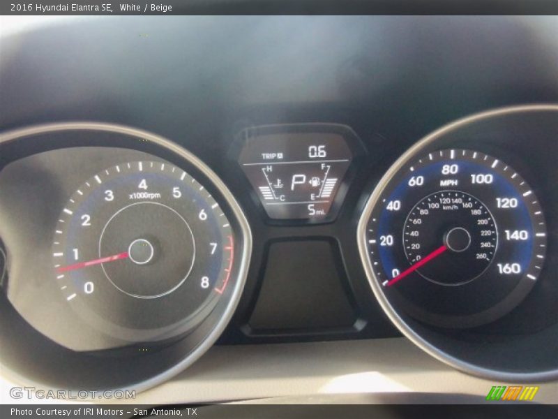 White / Beige 2016 Hyundai Elantra SE