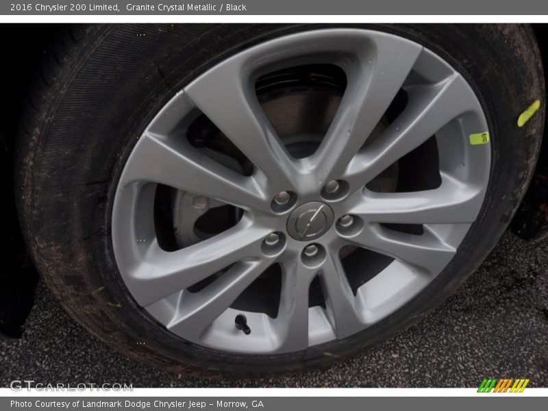 Granite Crystal Metallic / Black 2016 Chrysler 200 Limited