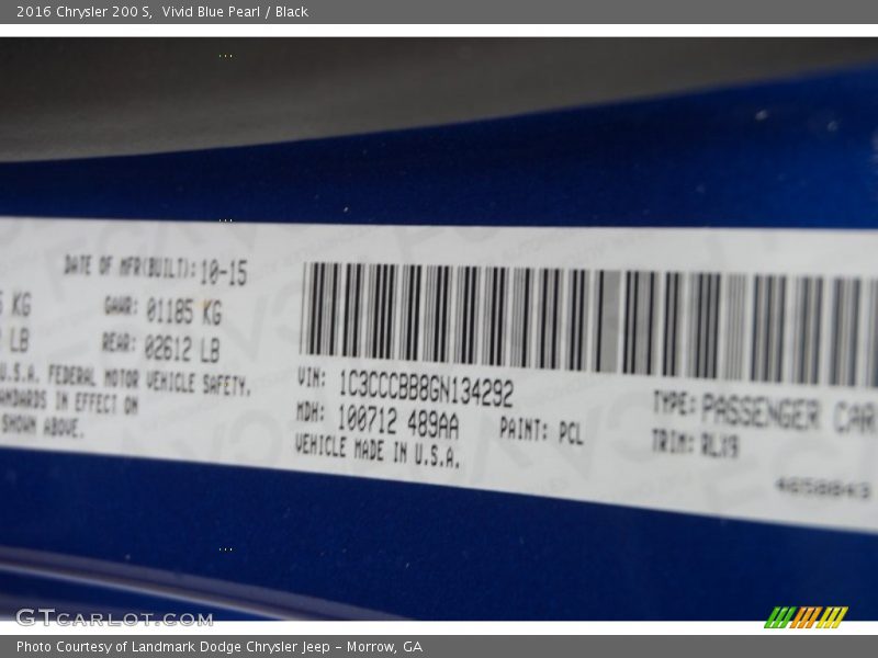 Vivid Blue Pearl / Black 2016 Chrysler 200 S