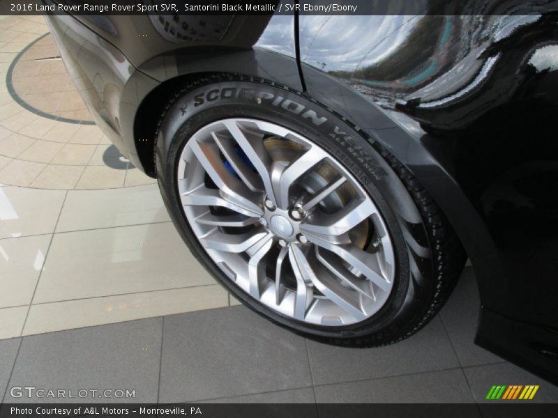  2016 Range Rover Sport SVR Wheel