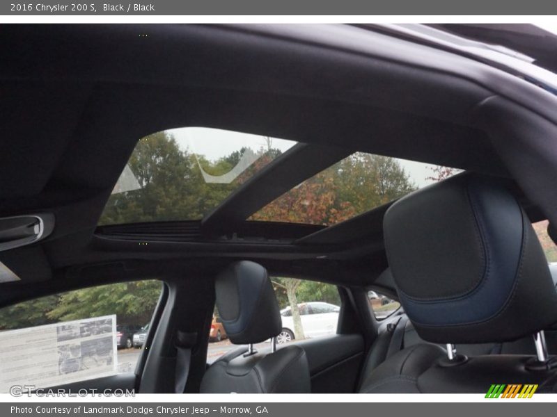 Black / Black 2016 Chrysler 200 S