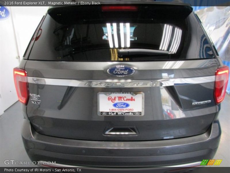 Magnetic Metallic / Ebony Black 2016 Ford Explorer XLT