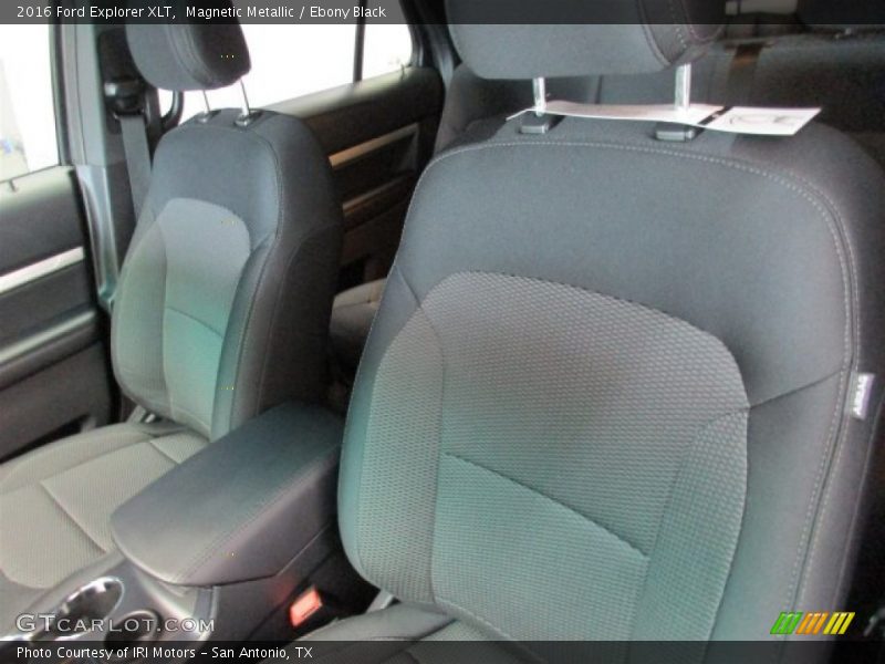 Magnetic Metallic / Ebony Black 2016 Ford Explorer XLT