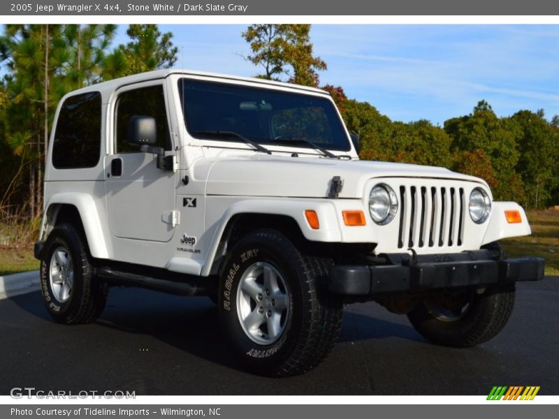 Stone White / Dark Slate Gray 2005 Jeep Wrangler X 4x4