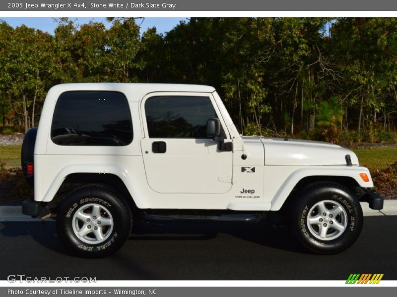 Stone White / Dark Slate Gray 2005 Jeep Wrangler X 4x4