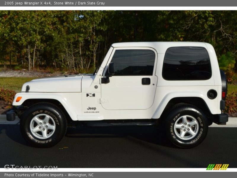 Stone White / Dark Slate Gray 2005 Jeep Wrangler X 4x4