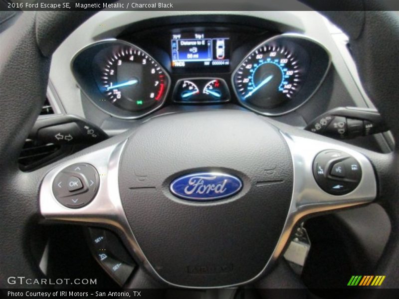Magnetic Metallic / Charcoal Black 2016 Ford Escape SE