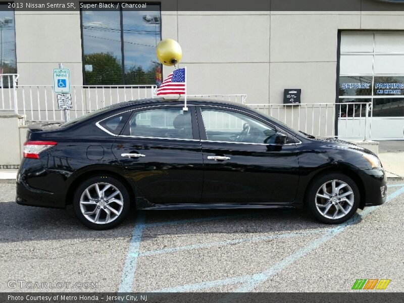 Super Black / Charcoal 2013 Nissan Sentra SR
