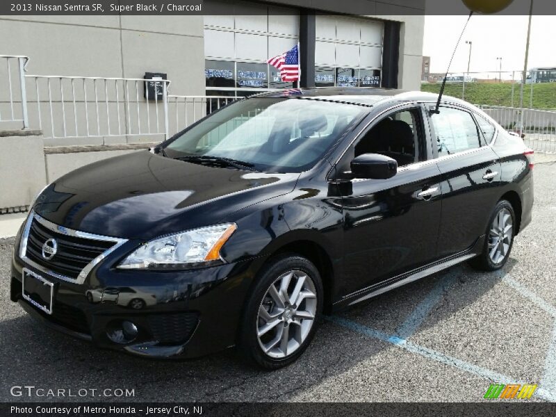 Super Black / Charcoal 2013 Nissan Sentra SR