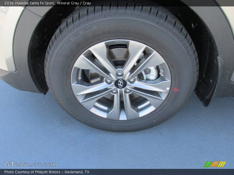 Mineral Gray / Gray 2016 Hyundai Santa Fe Sport