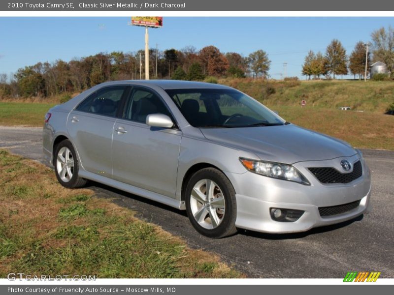 Classic Silver Metallic / Dark Charcoal 2010 Toyota Camry SE