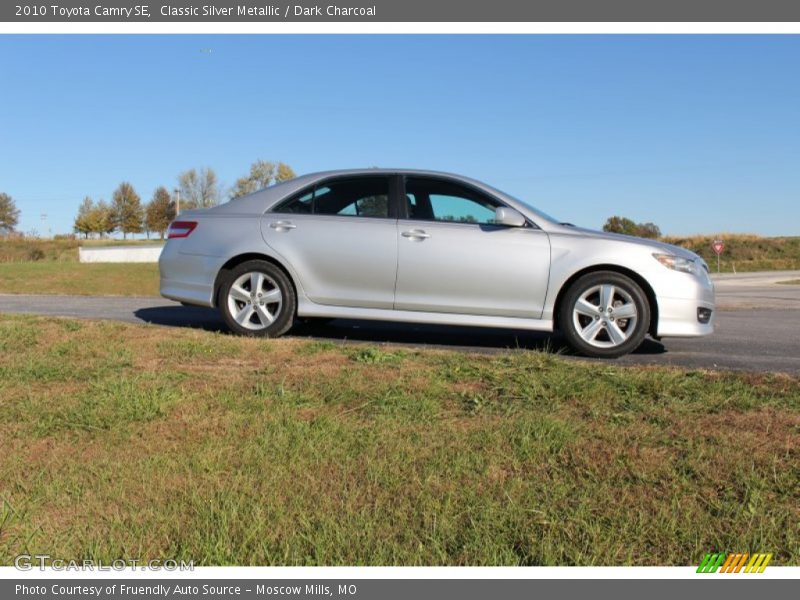 Classic Silver Metallic / Dark Charcoal 2010 Toyota Camry SE