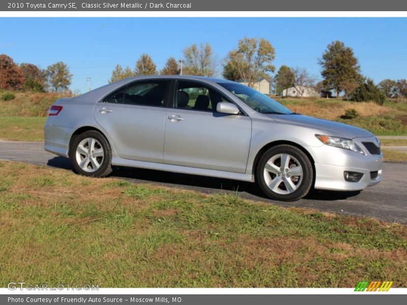 Classic Silver Metallic / Dark Charcoal 2010 Toyota Camry SE