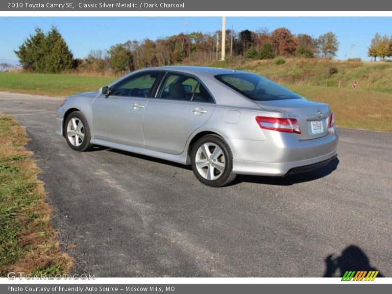 Classic Silver Metallic / Dark Charcoal 2010 Toyota Camry SE