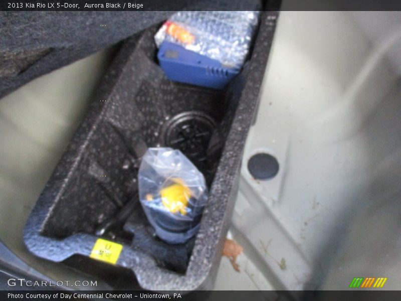 Aurora Black / Beige 2013 Kia Rio LX 5-Door